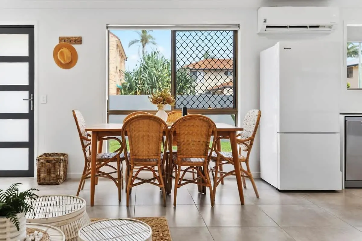 Casa vacanze Coastal 3Br Beachside Haven, Pet-Friendly! Buddina Australia
